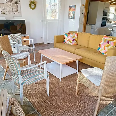 Vakantiehuis Maison Spacieuse Pres Des Plages Du Debarquement Avec Jardin Clos, Terrasse Et Equipements Complets - Fr-1-746-21 *